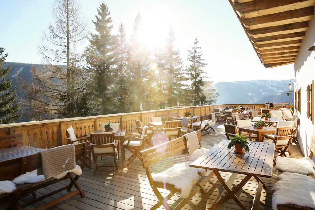Almdorf Seinerzeit Hotel Wiedweg Luaran gambar
